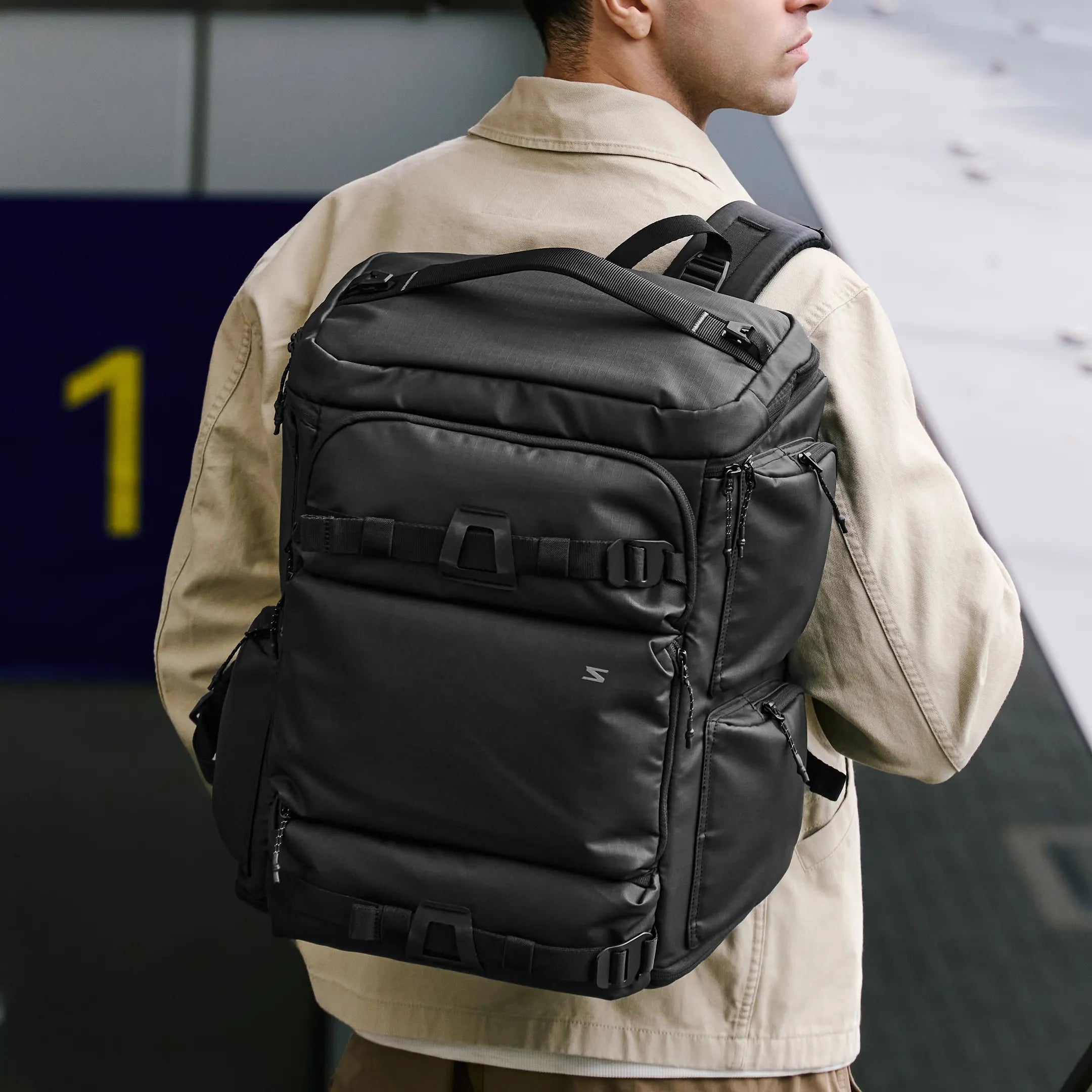 Sakk Pack Cube - Large Capacity Camera Backpack